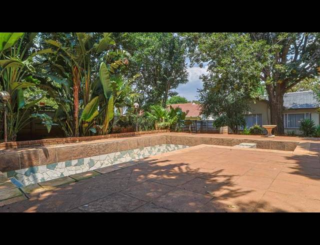 3 BEDROOM HOUSE FOR SALE IN DENNESIG